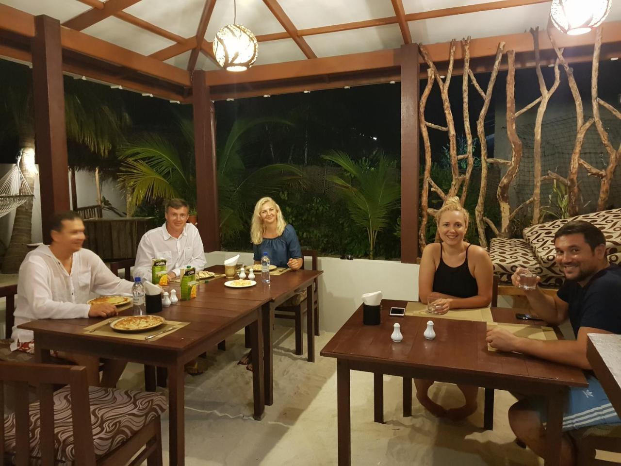 Holiday Village Retreat Бодуфолуду Экстерьер фото